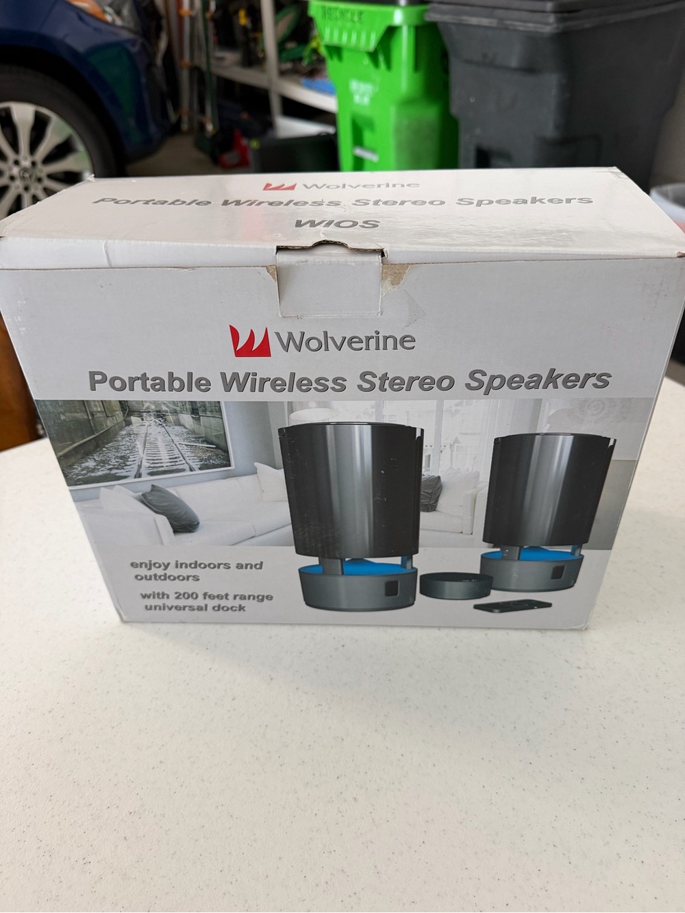 Wolverine Black and Blue Portable Wireless Stereo Speakers